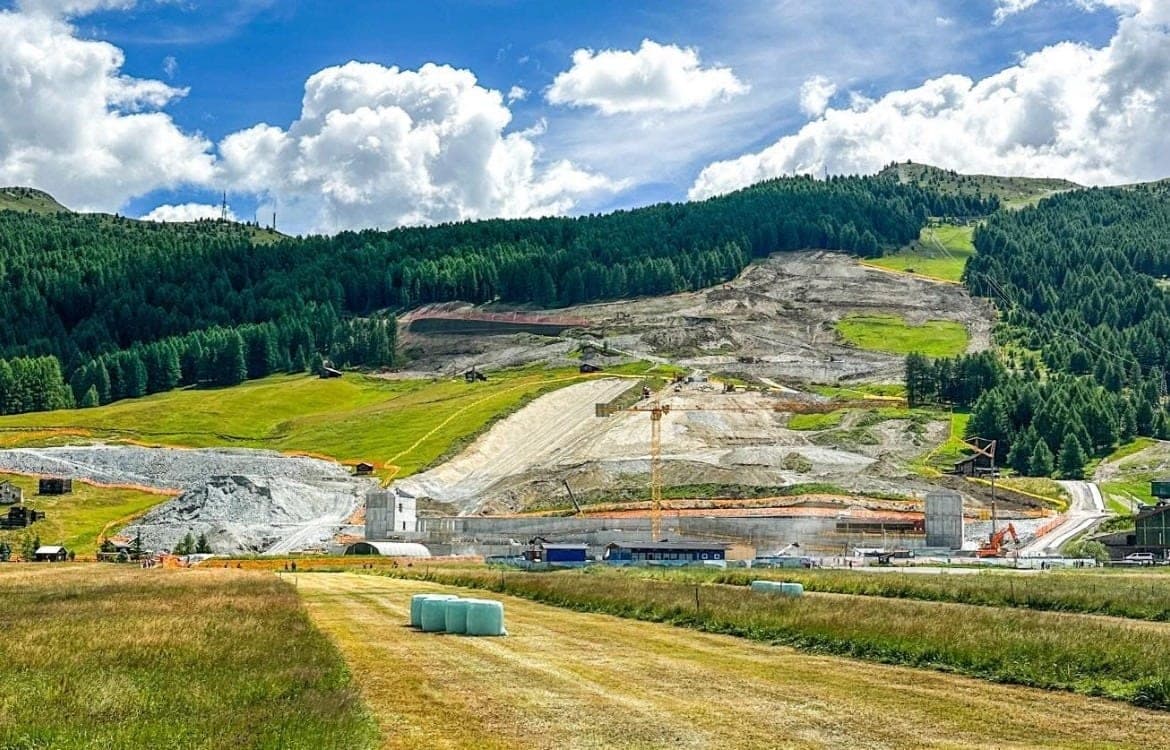 Cantieri olimpici in montagna — infrastrutture e impatto sul territorio